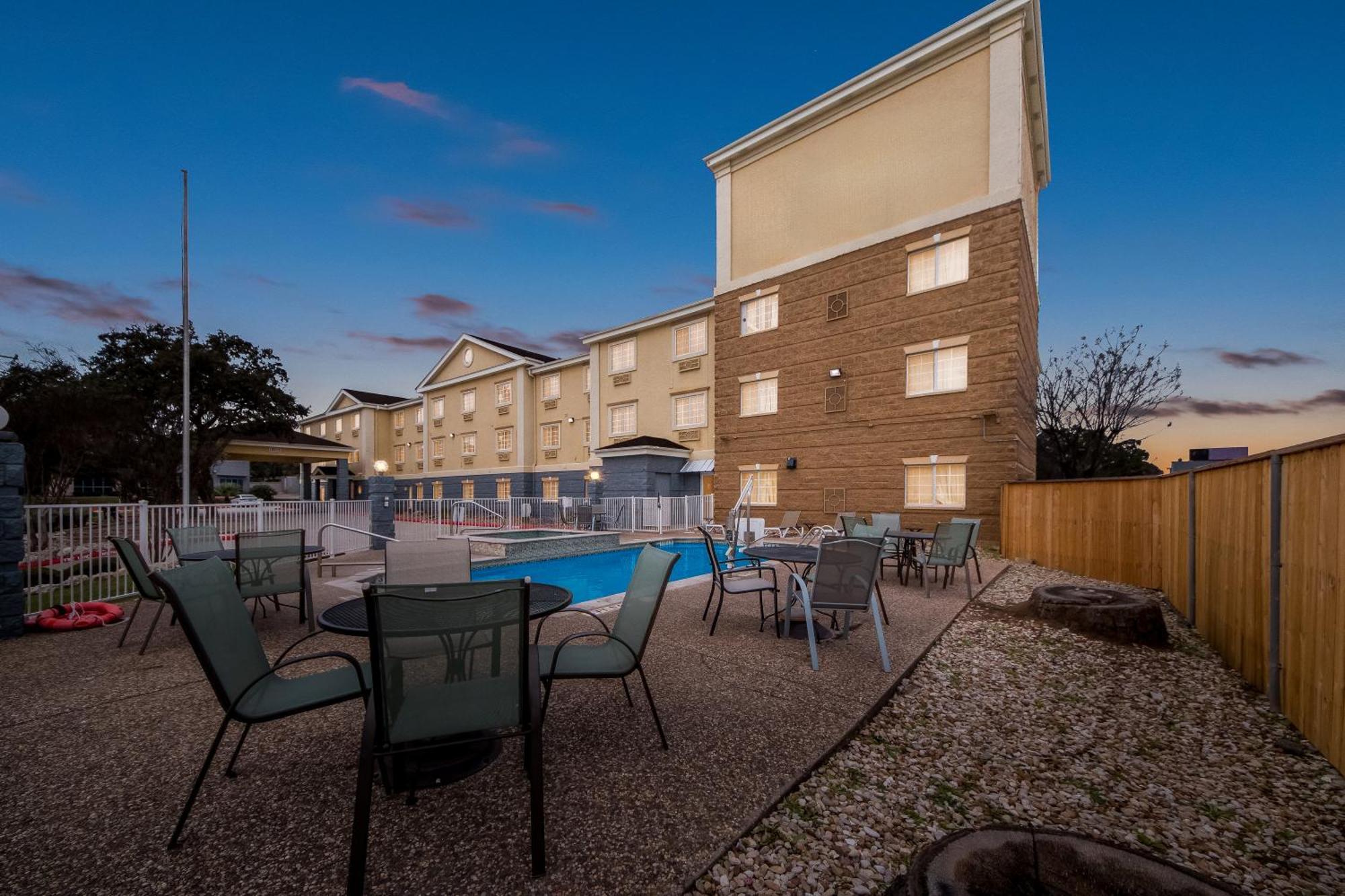 סן אנטוניו Quality Inn & Suites Airport North - Stone Oak מראה חיצוני תמונה